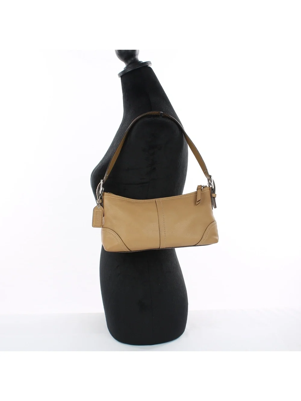 Coach Vintage Y2K Hamptons Soho Demi Tan Leather Bag F11195